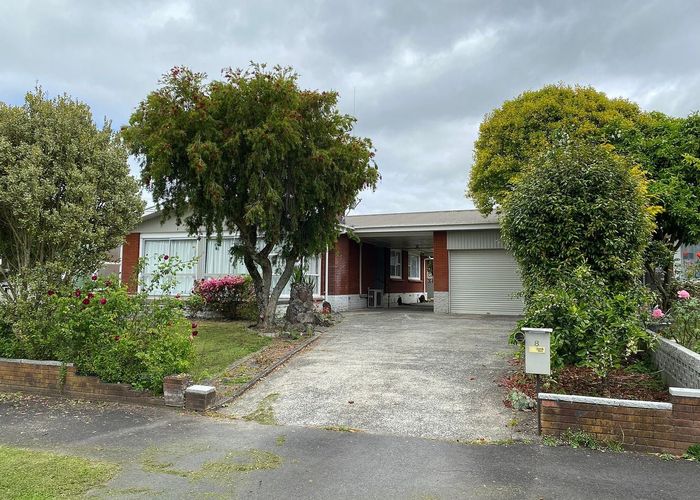  at 8 Carlson Crescent, Silverdale, Hamilton, Waikato