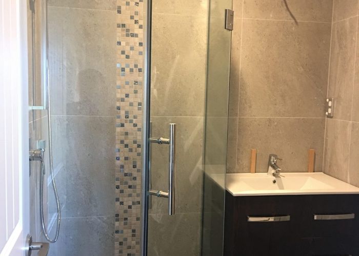  at 9 Prospect Terrace, Milford, North Shore City, Auckland