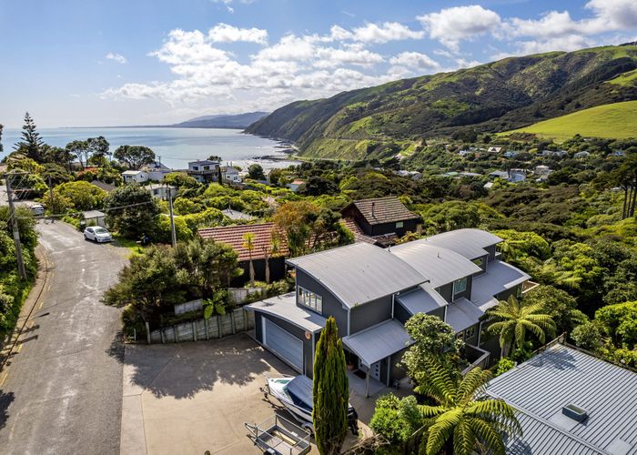  at 4 Haunui Road, Pukerua Bay, Porirua