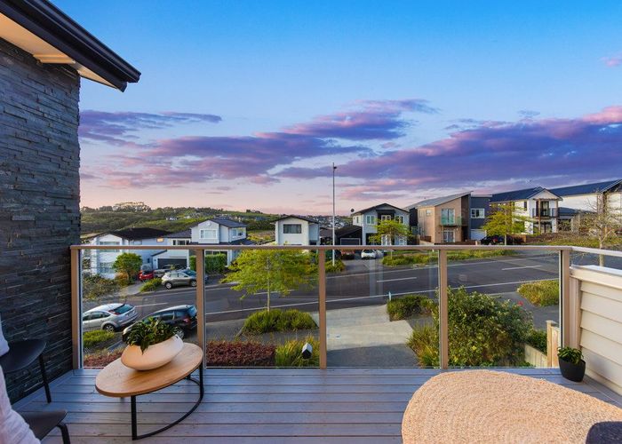  at 32 Cavalli Road, Long Bay, Auckland