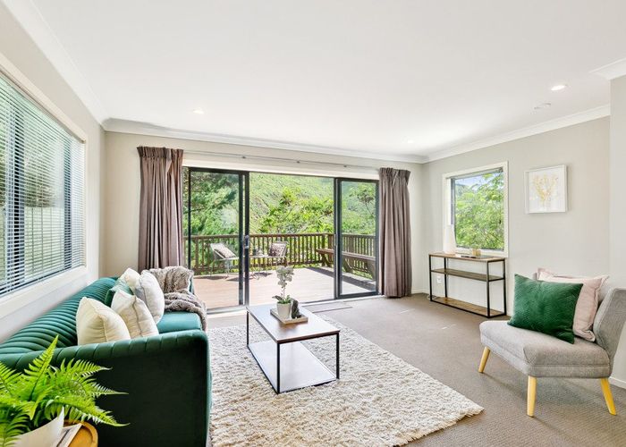  at 300B Mitchell Street, Brooklyn, Wellington
