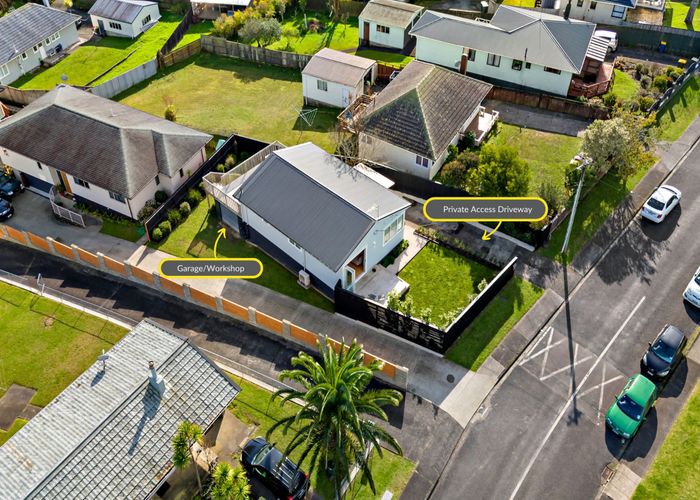  at 27 Kirrie Avenue, Te Atatu South, Waitakere City, Auckland