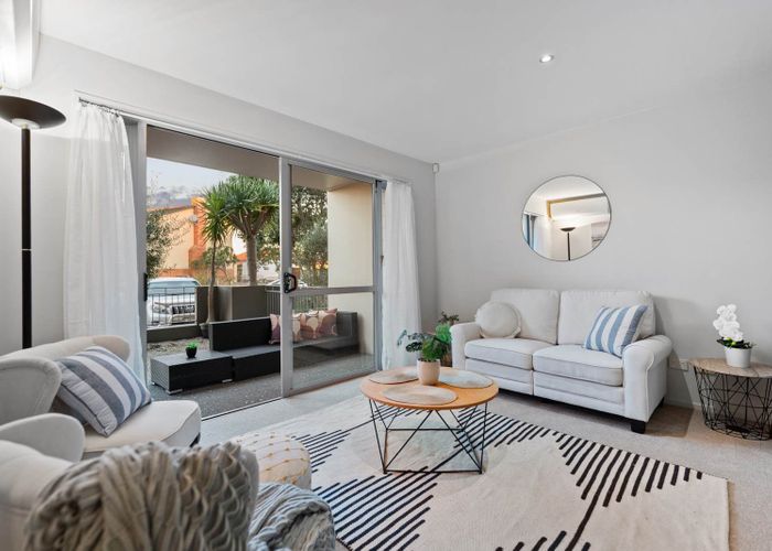  at 86a Michael Jones Drive, Flat Bush, Manukau City, Auckland