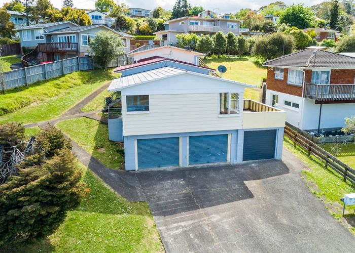  at 35 Richards Avenue, FORREST HILL, AUCKLAND