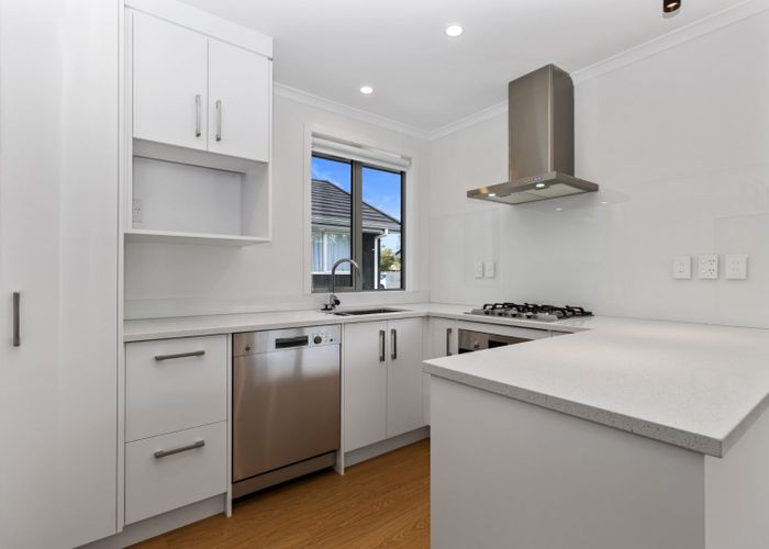  at 2/36 Herbert Road, Queenwood, Hamilton