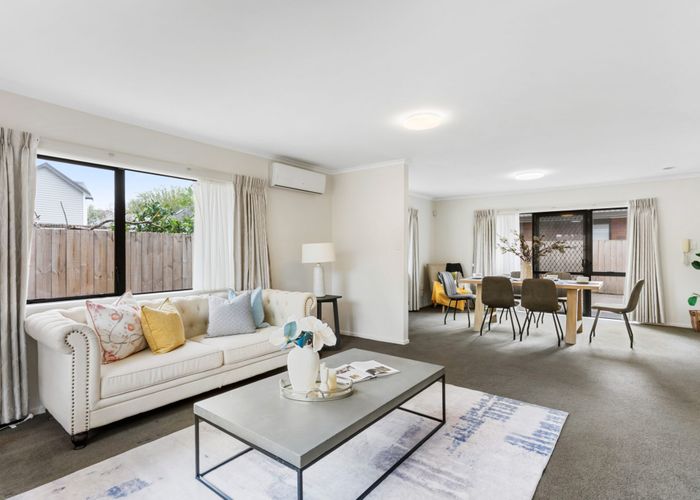  at 2/12 Oak Street, Royal Oak, Auckland City, Auckland