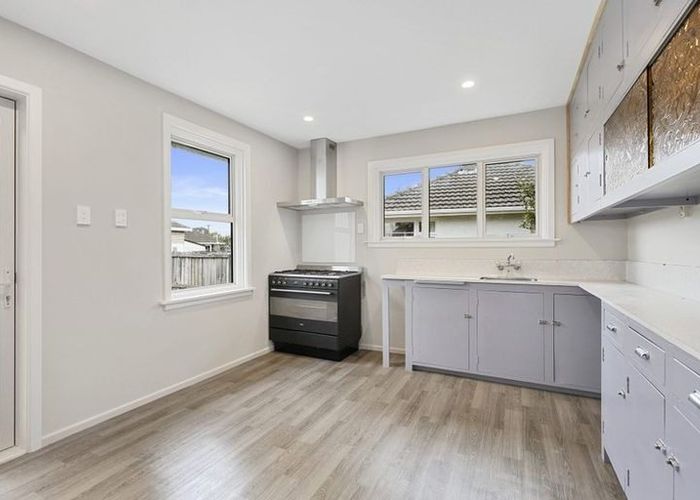  at 42  Charlcott Street, Burnside, Christchurch City, Canterbury