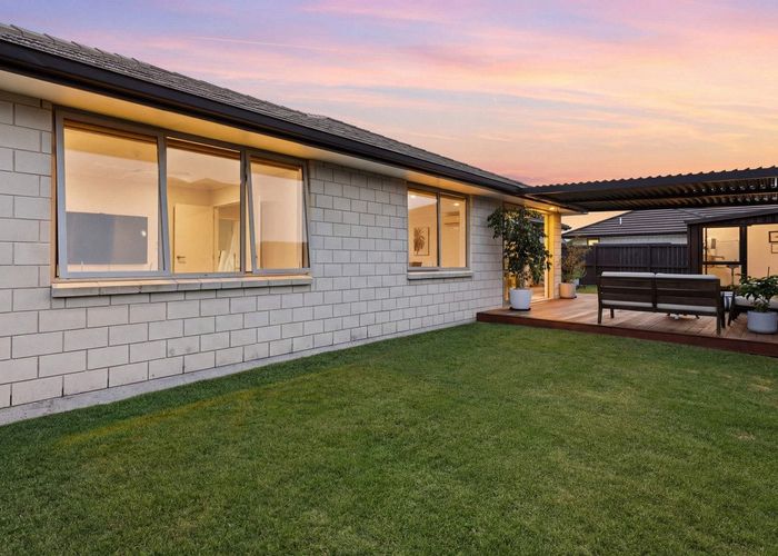  at 33 Te Kio Crescent, Papamoa Beach, Tauranga, Bay Of Plenty