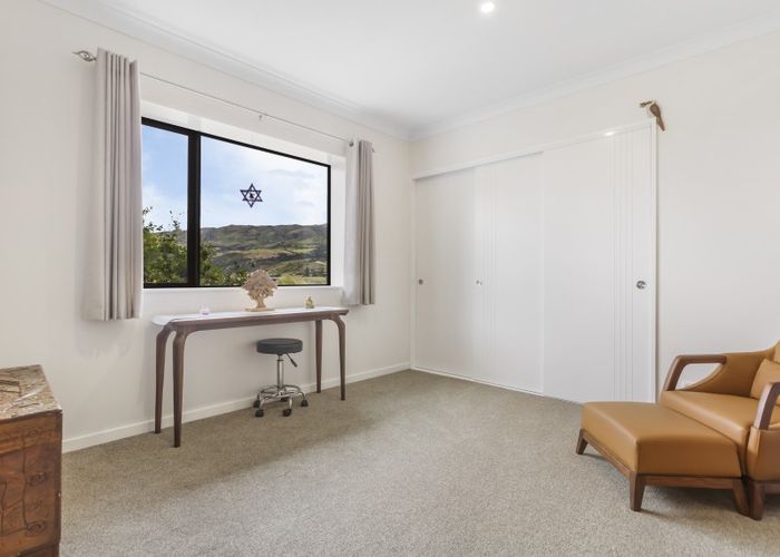  at 144 Queensberry Terrace, Queensberry