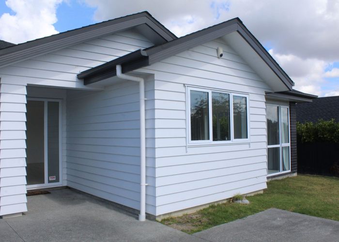  at 21 Eastview Crescent, Stanmore Bay, Whangaparaoa