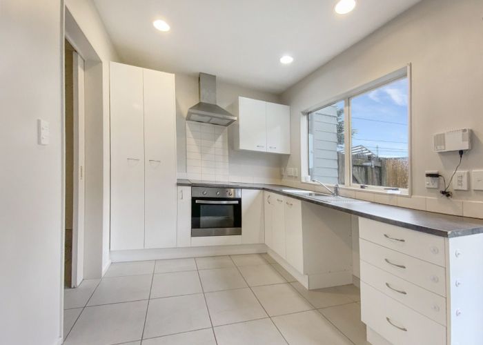  at 3/8 Waldie Grove, Avalon, Lower Hutt, Wellington