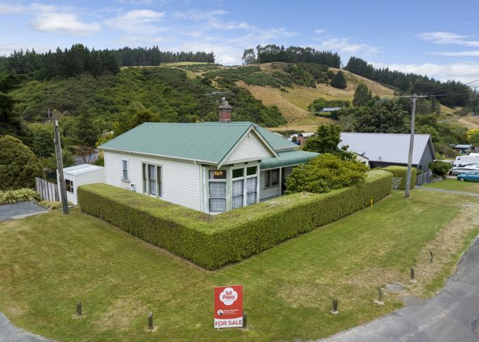  at 20 Mill Street, Sawyers Bay, Port Chalmers