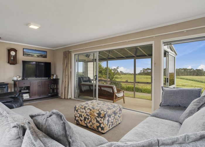  at 975 Junction Road, Egmont Village, New Plymouth