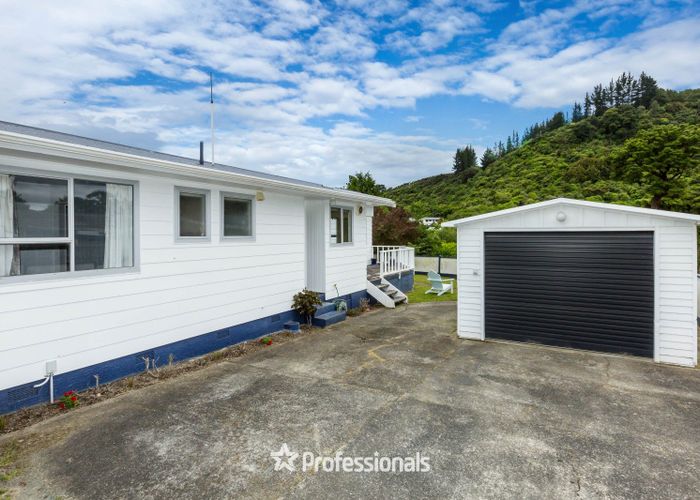  at 2/71 Gemstone Drive, Birchville, Upper Hutt
