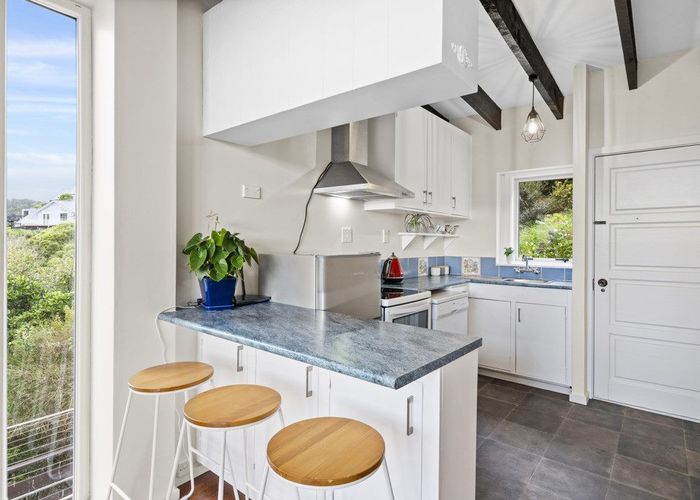  at 3/17 Wrights Hill Road, Karori, Wellington