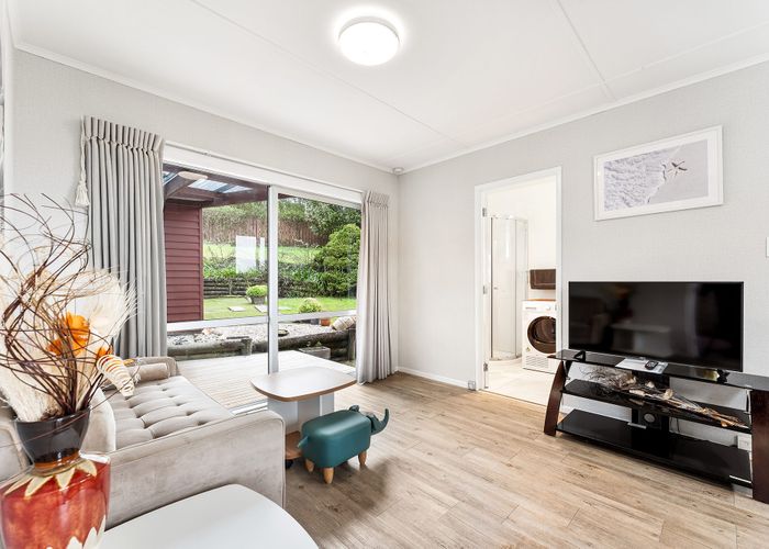  at 4 Beverley Road, Stanmore Bay, Rodney, Auckland