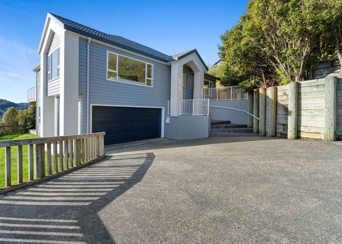  at 5 Landsdowne Terrace, Karori, Wellington