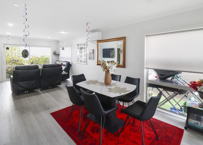  at 90 Popokatea Drive, Takanini, Papakura, Auckland