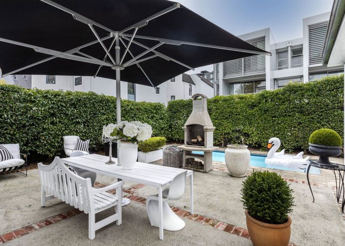  at 26 Cranmer Square, City Centre, Christchurch City, Canterbury
