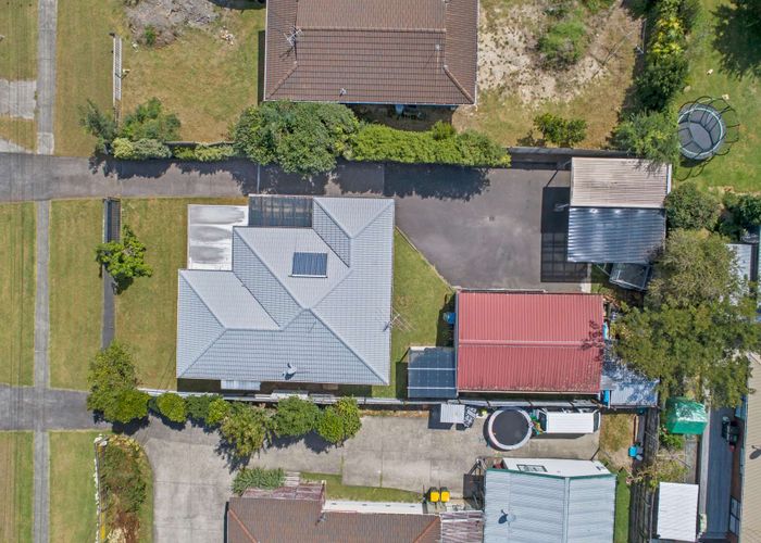  at 48 Beach Road, Te Atatu Peninsula, Auckland