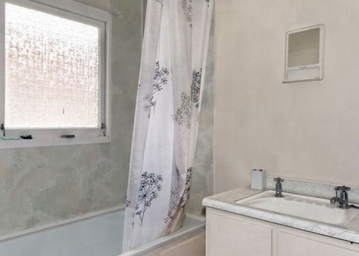  at 1/22 Kelston St, New Lynn, Waitakere City, Auckland