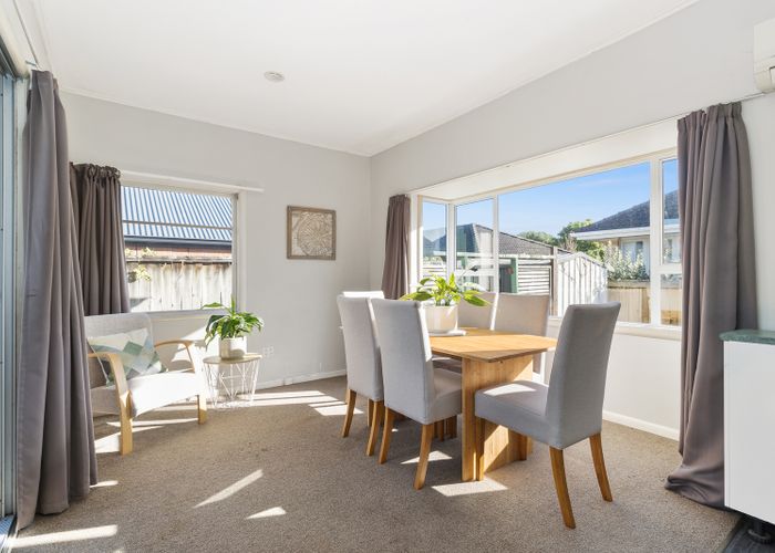  at 51 Braid Road, St Andrews, Hamilton