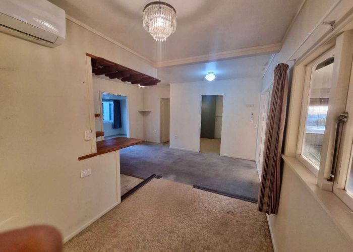  at 4 Brian Crescent, Stanmore Bay, Rodney, Auckland