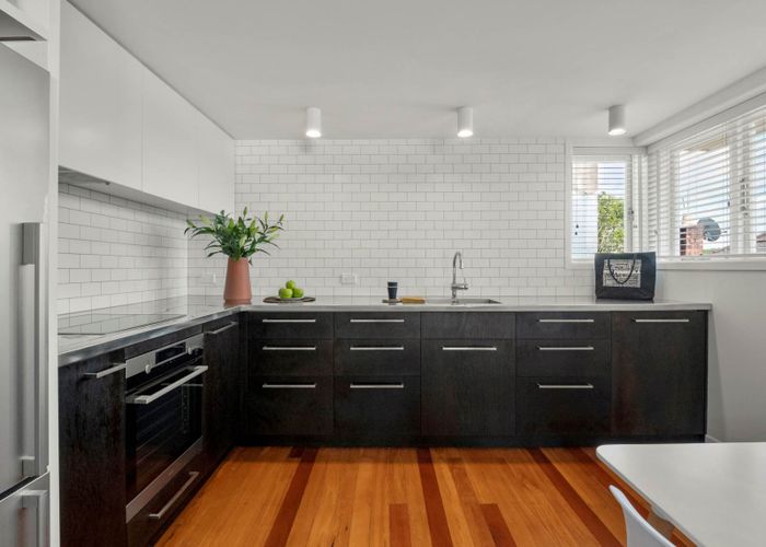  at 2/4 Calliope Road, Devonport, Auckland