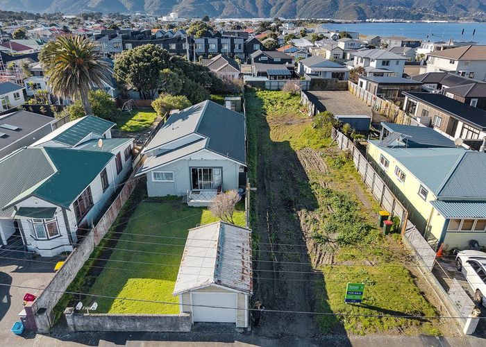  at 14 Bolton Street, Petone, Lower Hutt, Wellington