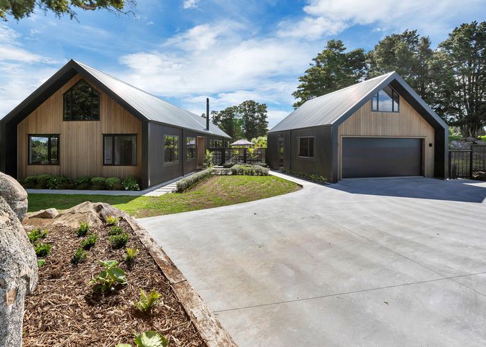  at 307 Apotu Road, Kamo