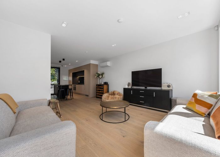  at 5/33 Kilmore Street, Christchurch Central, Christchurch