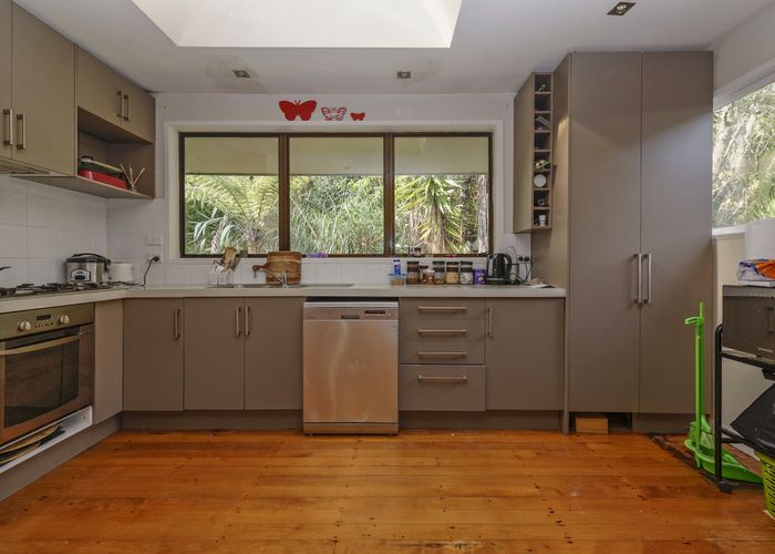  at 777 West Coast Road, Oratia, Auckland