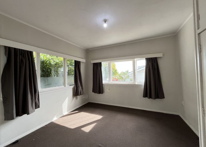  at 25 Esmonde Road, Takapuna, North Shore City, Auckland