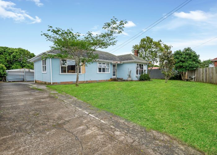  at 7 Linda Place, Otara, Auckland
