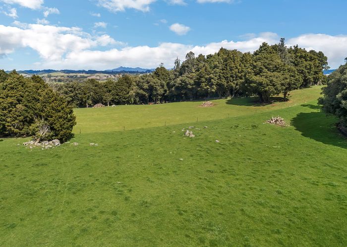  at 1027 State Highway 14, MAUNGATAPERE