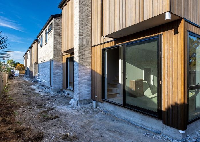  at 2/45 Sugden Street, Spreydon, Christchurch City, Canterbury