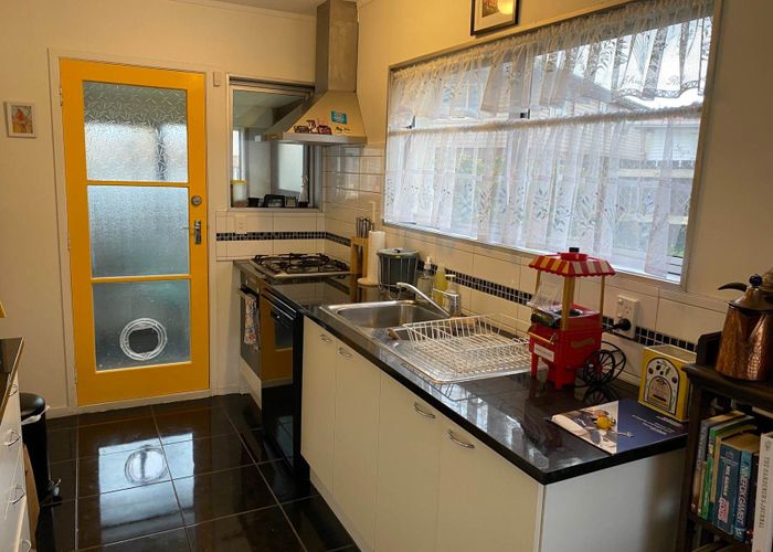  at 10/97 Coronation Road, Papatoetoe, Auckland