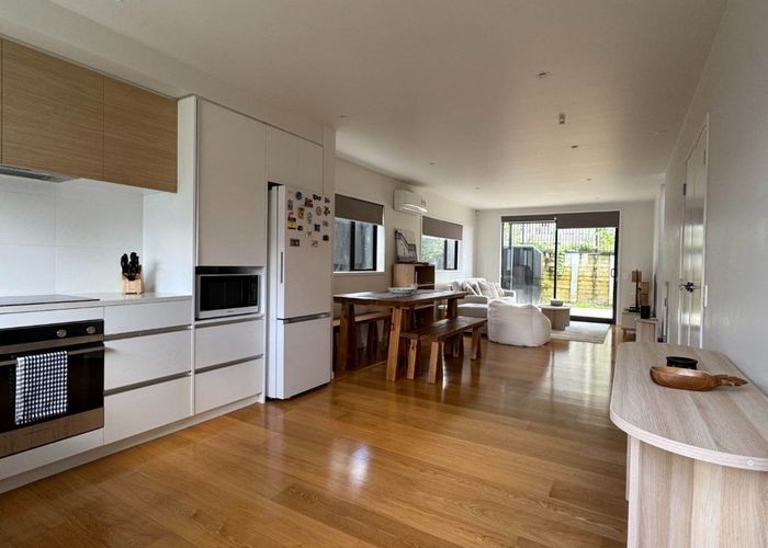  at 33 Patrick Rice Drive, Swanson, Waitakere City, Auckland