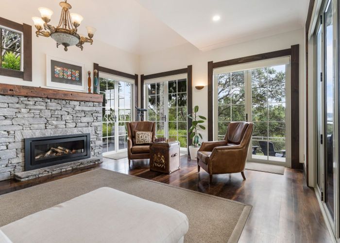  at 38 Newell Street, Point Chevalier, Auckland