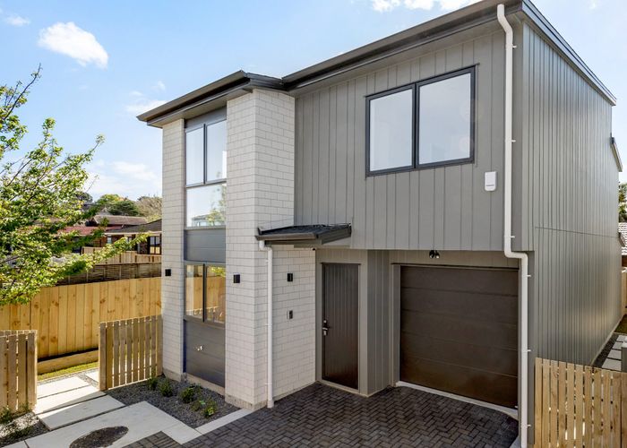  at 11 Mimosa Place, Half Moon Bay, Manukau City, Auckland