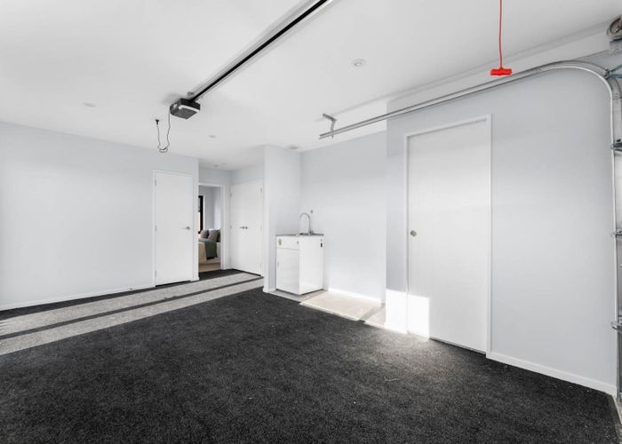  at 14F Geordie Street, Henderson, Waitakere City, Auckland