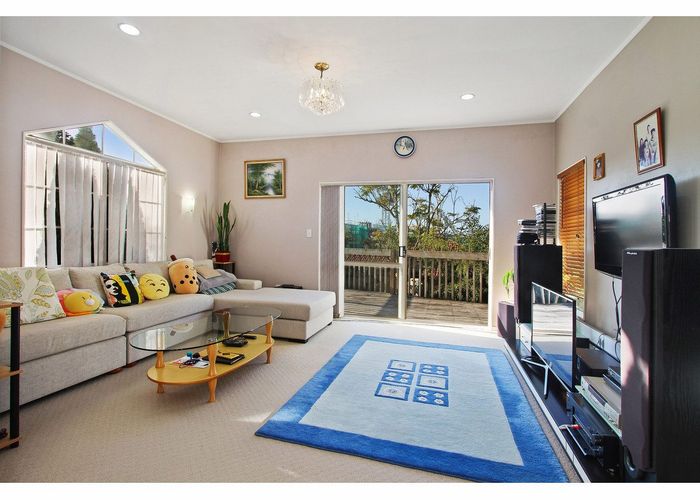 at 4 Tern Place, Unsworth Heights, Auckland