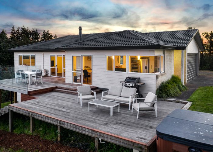  at 233 Whitehills Road, Silverdale