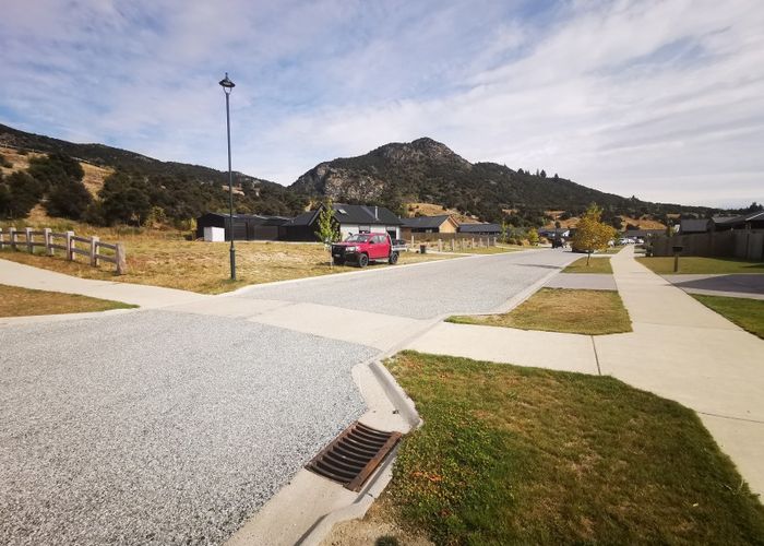  at 37 Kingfisher CRES, ARROWTOWN