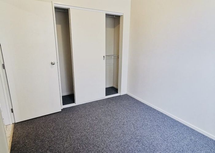  at 13/242 Great North Road, Henderson, Waitakere City, Auckland