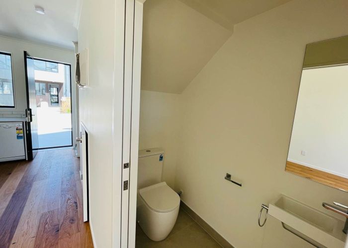  at 9/31 Mahalo Avenue, Wiri, Manukau City, Auckland