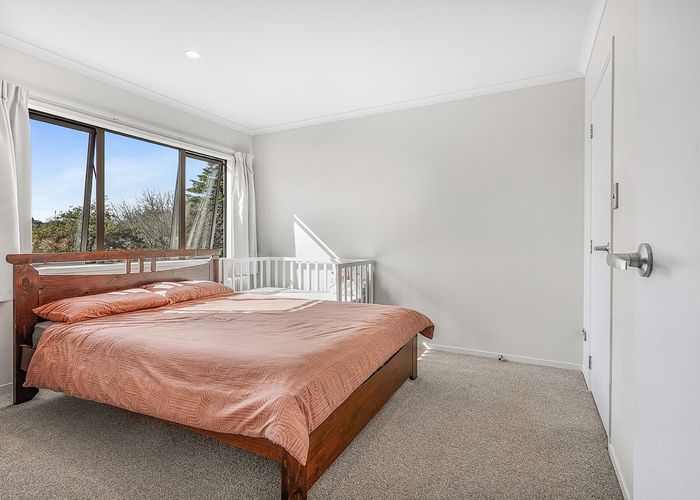  at 2/6 Tisdall Street, Hamilton Central, Hamilton