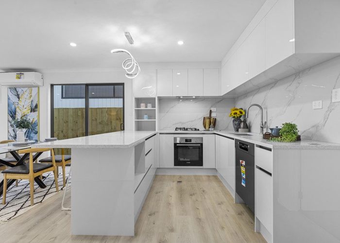  at 20B Hill Road, Papatoetoe, Manukau City, Auckland