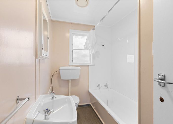  at 4 Dix Crescent, Riversdale, Blenheim, Marlborough