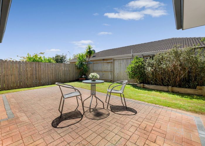  at 11 Nad Place, Dannemora, Manukau City, Auckland